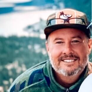 Craig S, Industrial sales team sales manager.