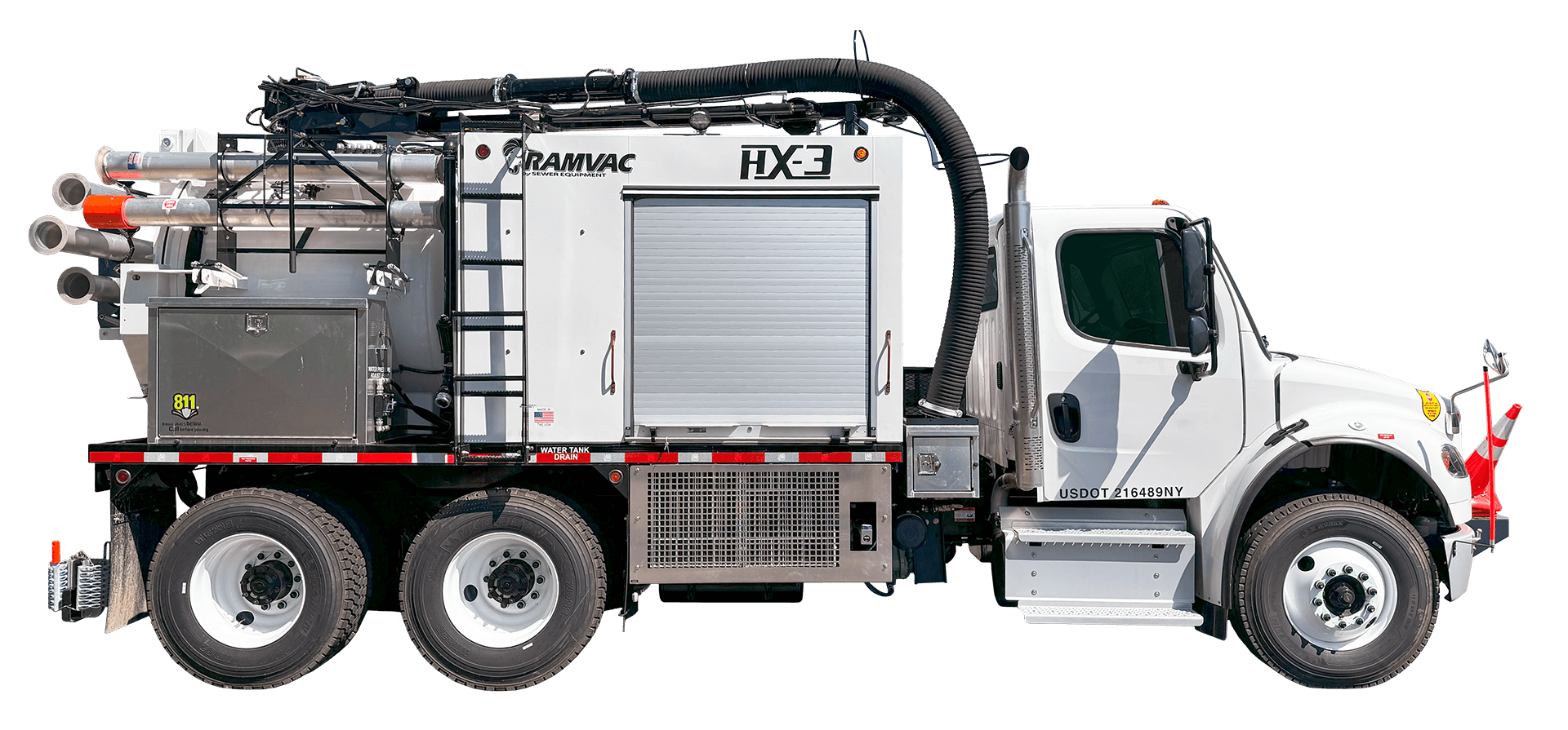 Side view image of the RAMVAC HX-3, a mid size hydro excavation truck.